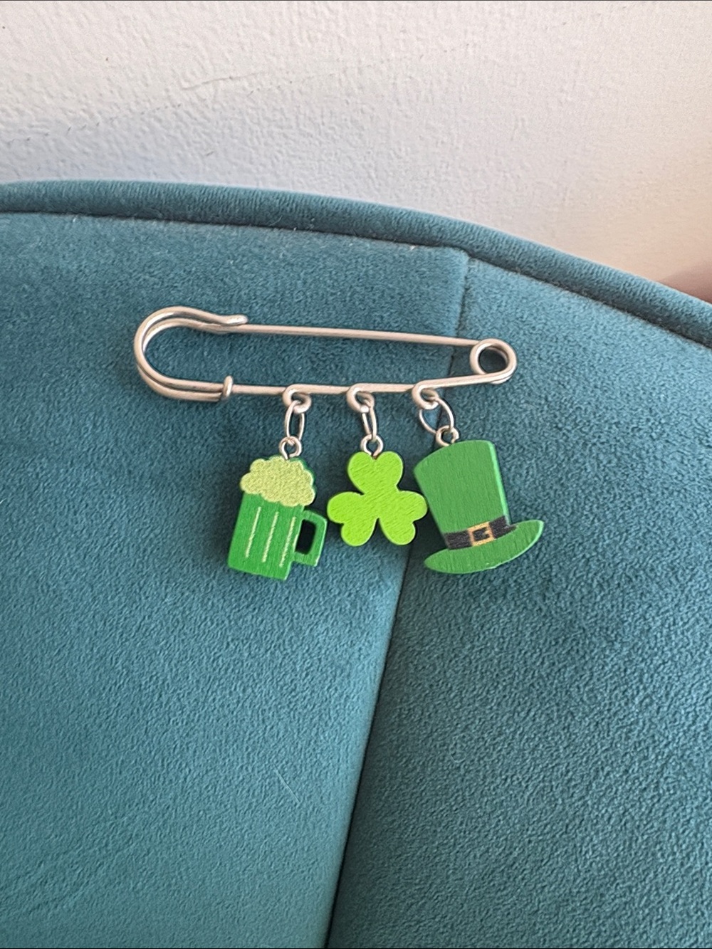 Irish Safety Pin Brooch
Green Mug, Shamrock & Hat Charms